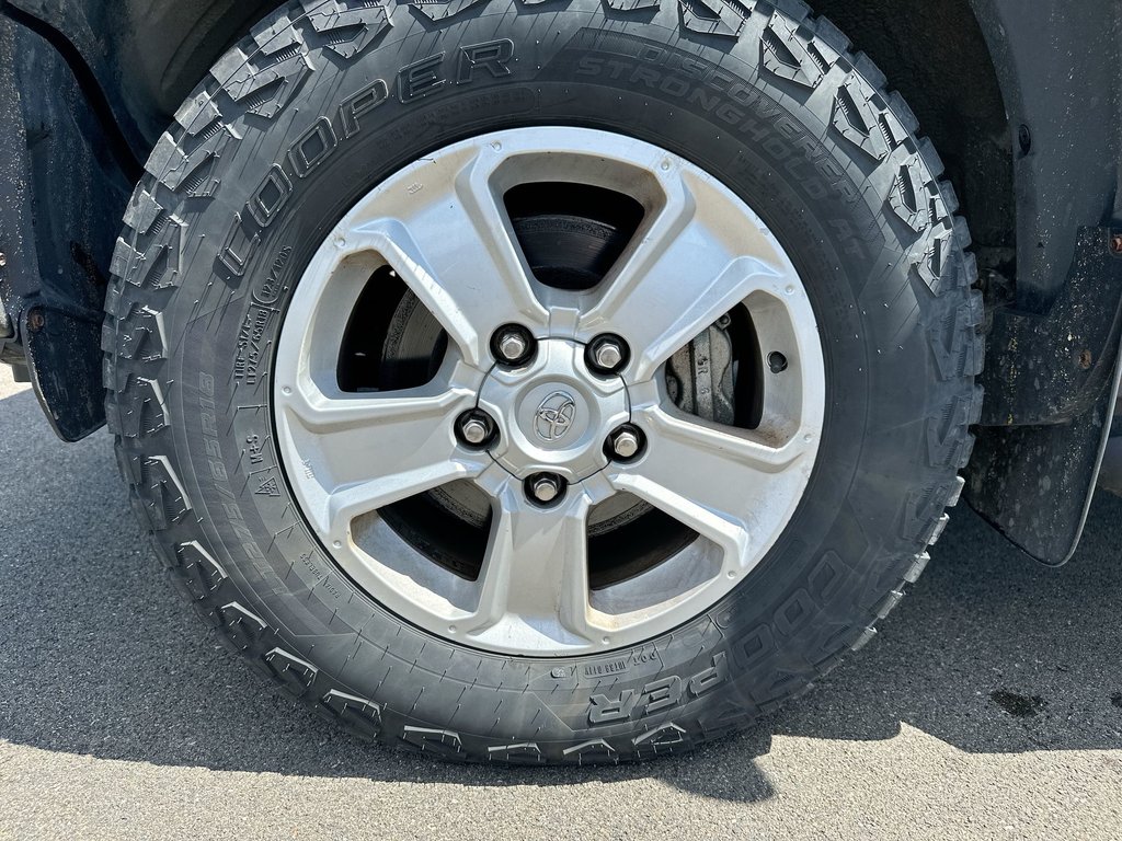 2017 Toyota Tundra SR5 PLUS | HtdSeats | Cam | Bluetooth | Aux | USB in Saint John, New Brunswick - 10 - w1024h768px