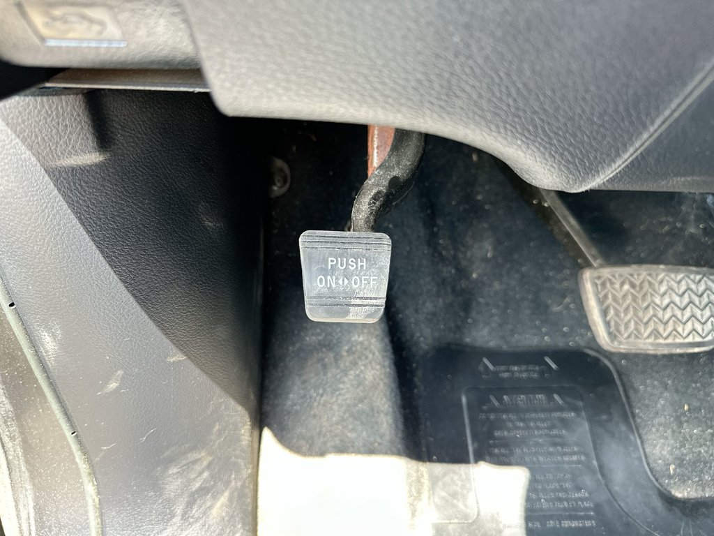 2017 Toyota Tundra SR5 PLUS | HtdSeats | Cam | Bluetooth | Aux | USB in Saint John, New Brunswick - 30 - w1024h768px