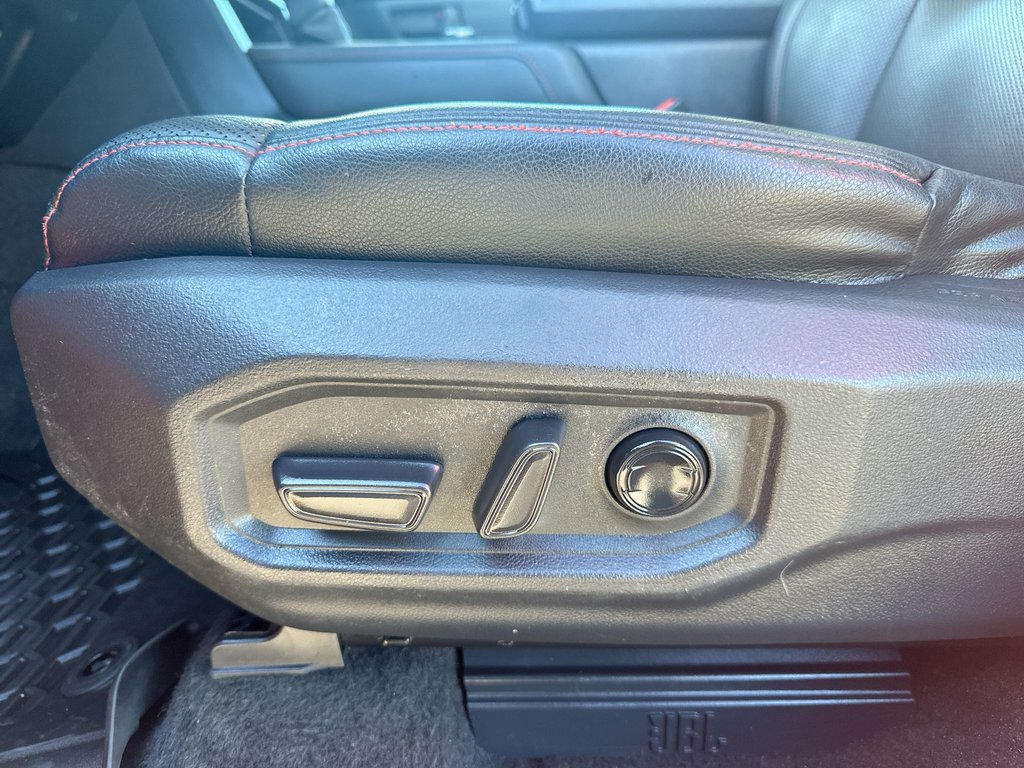 2022 Toyota Tundra TRD PRO | Roof | Cam | HtdSeat | Warranty to 2027 in Saint John, New Brunswick - 14 - w1024h768px