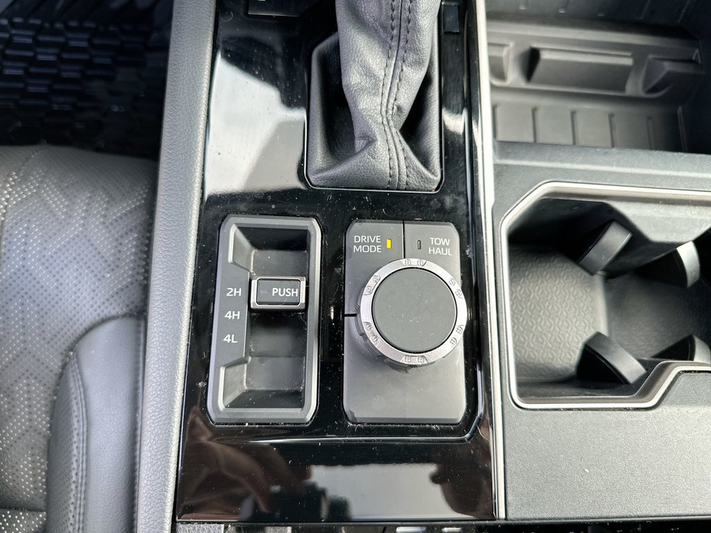 2022 Toyota Tundra Limited | Leather | Nav | Roof | Warranty to 2027 in Saint John, New Brunswick - 31 - w1024h768px