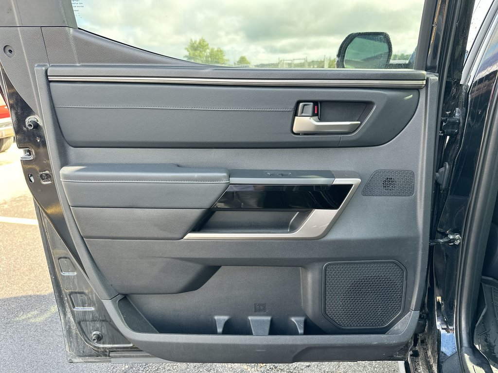 2022 Toyota Tundra Limited | Leather | Nav | Roof | Warranty to 2027 in Saint John, New Brunswick - 35 - w1024h768px