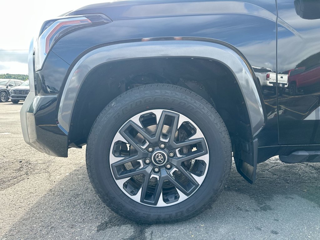 2022 Toyota Tundra Limited | Leather | Nav | Roof | Warranty to 2027 in Saint John, New Brunswick - 10 - w1024h768px