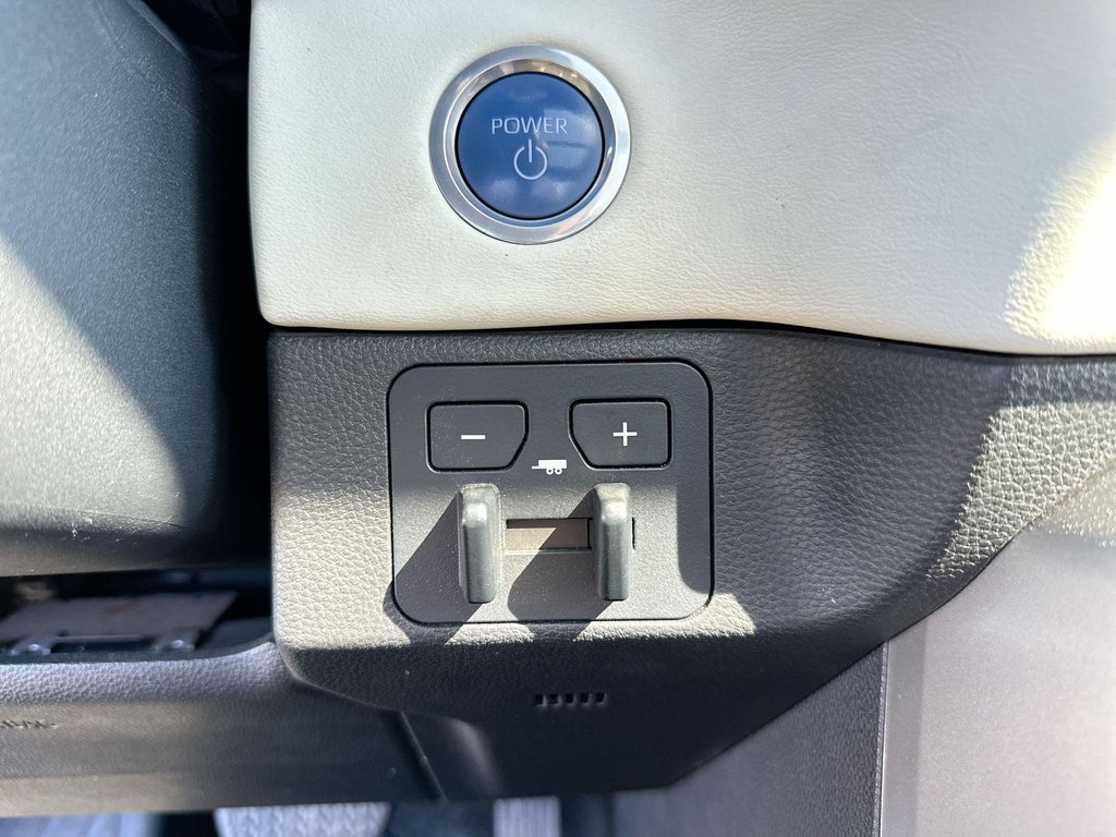 Toyota Tundra Capstone Hybrid | Lthr | Nav | Warranty to 2031 2023 à Saint John, Nouveau-Brunswick - 50 - w1024h768px