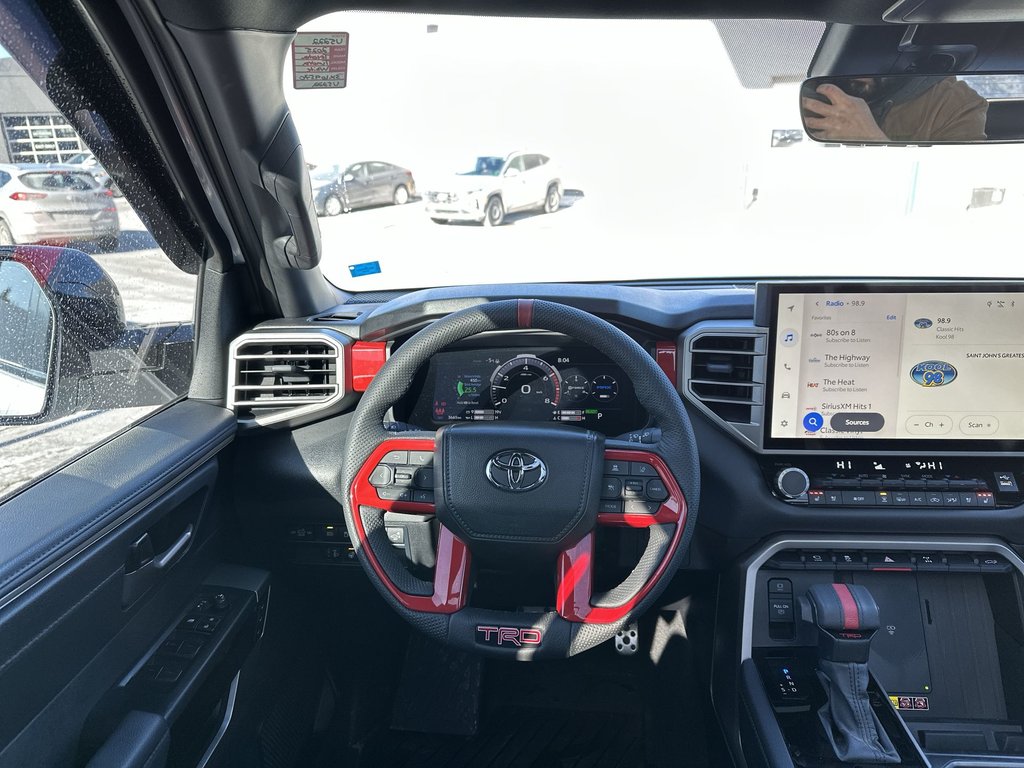 Toyota Tundra Limited Hybrid | Cam | HtdSeat | Warranty to 2033 2025 à Saint John, Nouveau-Brunswick - 12 - w1024h768px