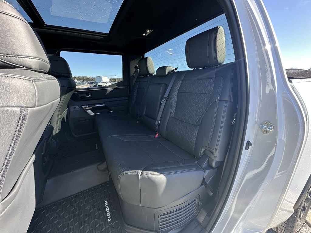 Toyota Tundra Limited Hybrid | Cam | HtdSeat | Warranty to 2033 2025 à Saint John, Nouveau-Brunswick - 32 - w1024h768px