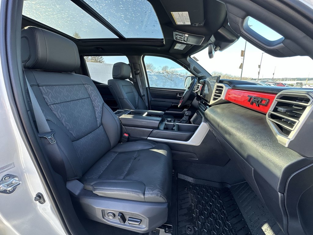 Toyota Tundra Limited Hybrid | Cam | HtdSeat | Warranty to 2033 2025 à Saint John, Nouveau-Brunswick - 42 - w1024h768px