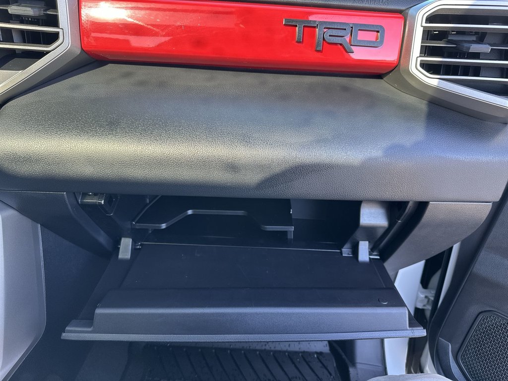 Toyota Tundra Limited Hybrid | Cam | HtdSeat | Warranty to 2033 2025 à Saint John, Nouveau-Brunswick - 43 - w1024h768px