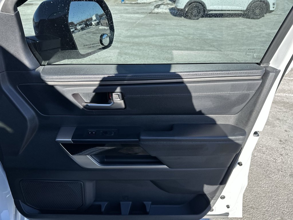 Toyota Tundra Limited Hybrid | Cam | HtdSeat | Warranty to 2033 2025 à Saint John, Nouveau-Brunswick - 45 - w1024h768px
