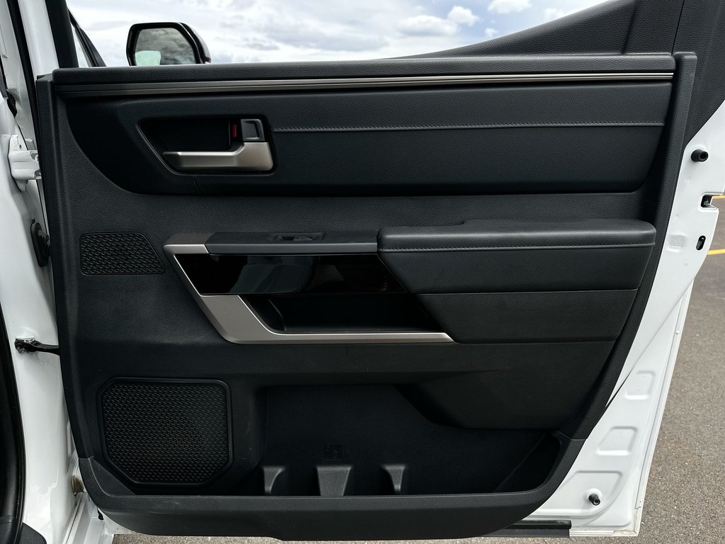 2025 Toyota Tundra Limited Hybrid | Lthr | HtdSeat | Warranty to 2029 in Saint John, New Brunswick - 41 - w1024h768px