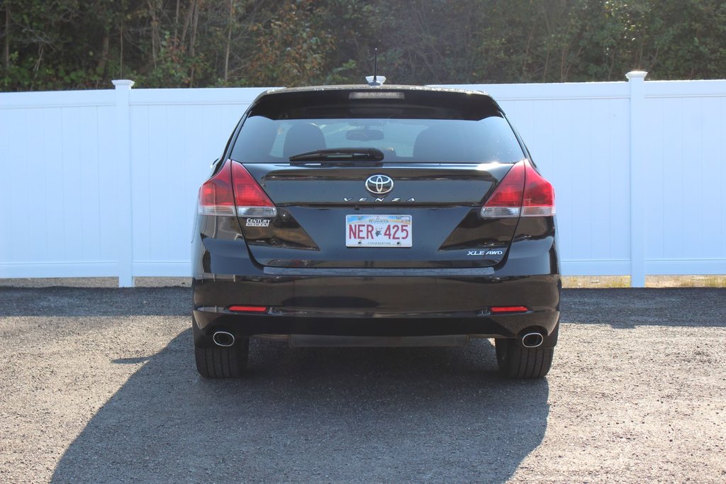 2015  Venza XLE | Lthr | Roof | Cam | Bluetooth | HtdSeats in Saint John, New Brunswick - 6 - w1024h768px