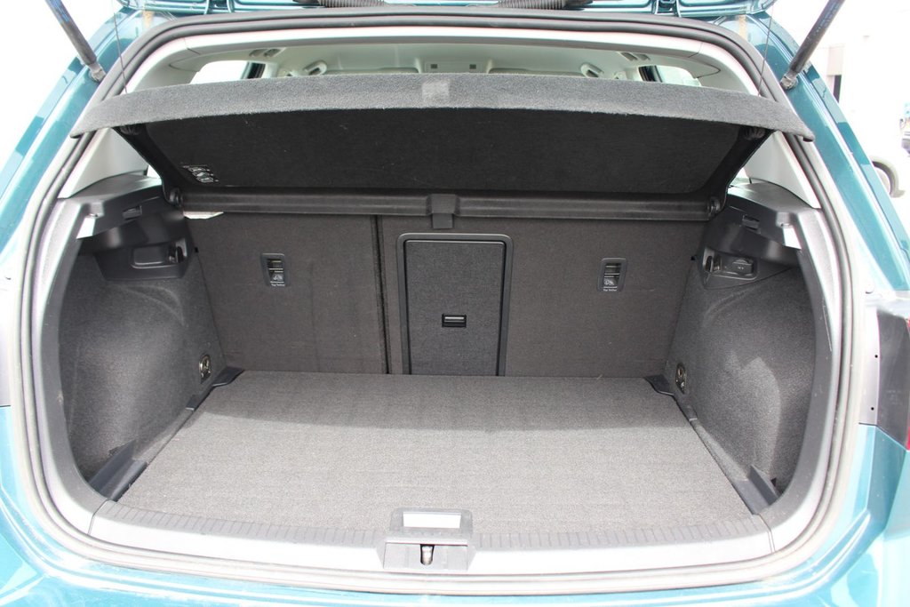 2019 Volkswagen Golf Comfortline | HtdSeats | Cam | Bluetooth | Aux in Saint John, New Brunswick - 34 - w1024h768px