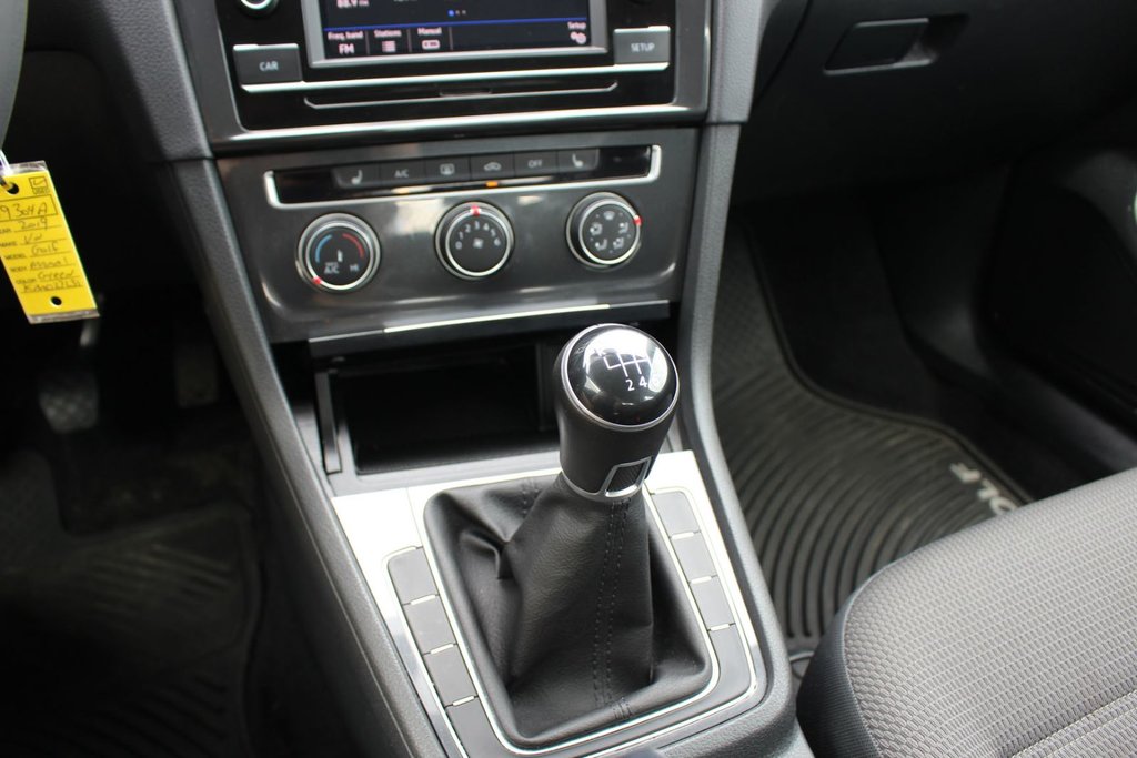 2019 Volkswagen Golf Comfortline | HtdSeats | Cam | Bluetooth | Aux in Saint John, New Brunswick - 27 - w1024h768px