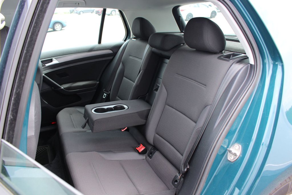 2019 Volkswagen Golf Comfortline | HtdSeats | Cam | Bluetooth | Aux in Saint John, New Brunswick - 31 - w1024h768px