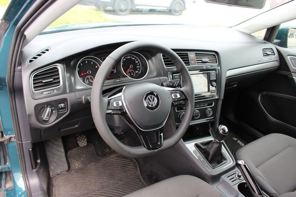 2019 Volkswagen Golf Comfortline | HtdSeats | Cam | Bluetooth | Aux in Saint John, New Brunswick - 11 - w1024h768px
