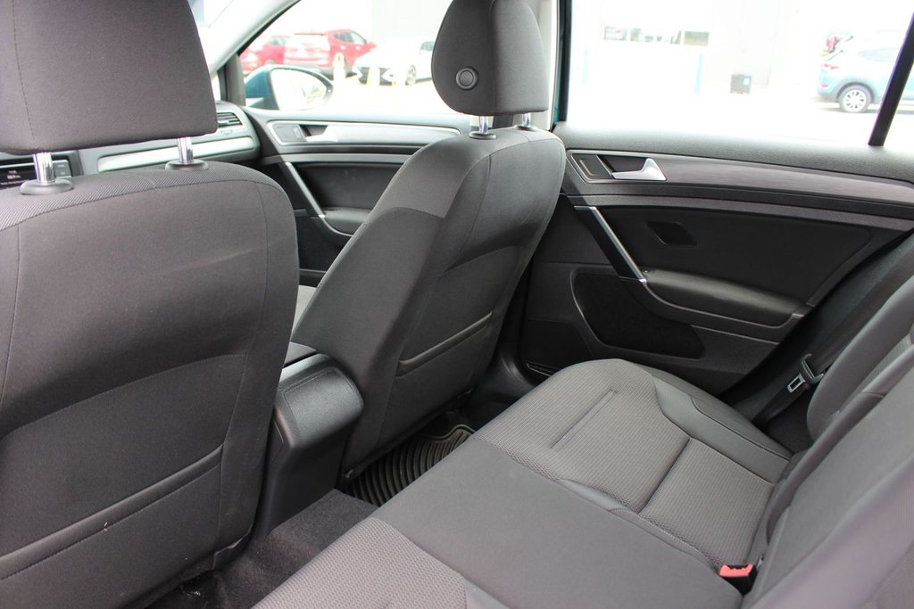 2019 Volkswagen Golf Comfortline | HtdSeats | Cam | Bluetooth | Aux in Saint John, New Brunswick - 32 - w1024h768px