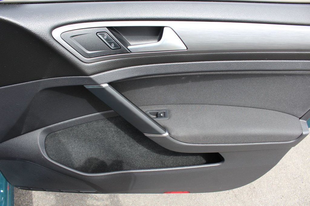 2019 Volkswagen Golf Comfortline | HtdSeats | Cam | Bluetooth | Aux in Saint John, New Brunswick - 46 - w1024h768px