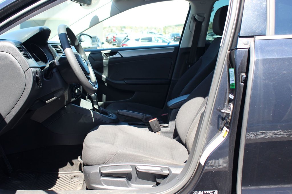 2015 Volkswagen Jetta in Antigonish, Nova Scotia - 12 - w1024h768px