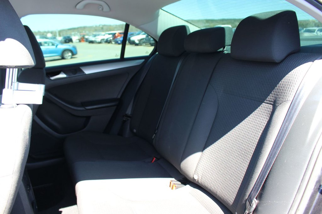 2015 Volkswagen Jetta in Antigonish, Nova Scotia - 27 - w1024h768px