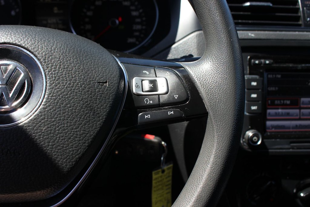 2015 Volkswagen Jetta in Antigonish, Nova Scotia - 18 - w1024h768px