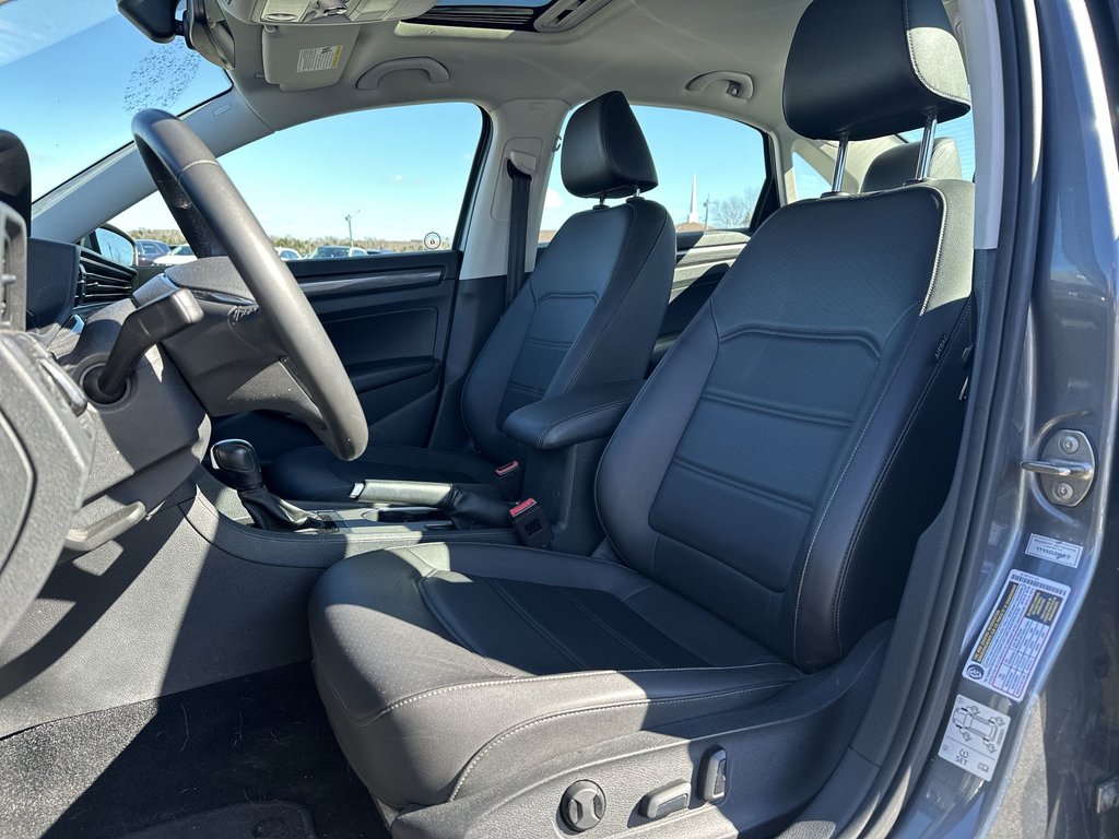 2021 Volkswagen Passat Highline | Lthr | Cam | HtdSeats | Bluetooth | Aux in Saint John, New Brunswick - 11 - w1024h768px