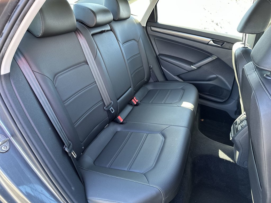 2021 Volkswagen Passat Highline | Lthr | Cam | HtdSeats | Bluetooth | Aux in Saint John, New Brunswick - 38 - w1024h768px