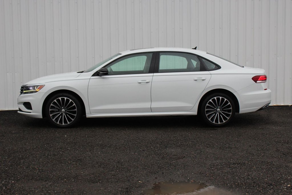 2022  Passat Limited Edition | Leather | Cam | Warranty to 2026 in Saint John, New Brunswick - 4 - w1024h768px