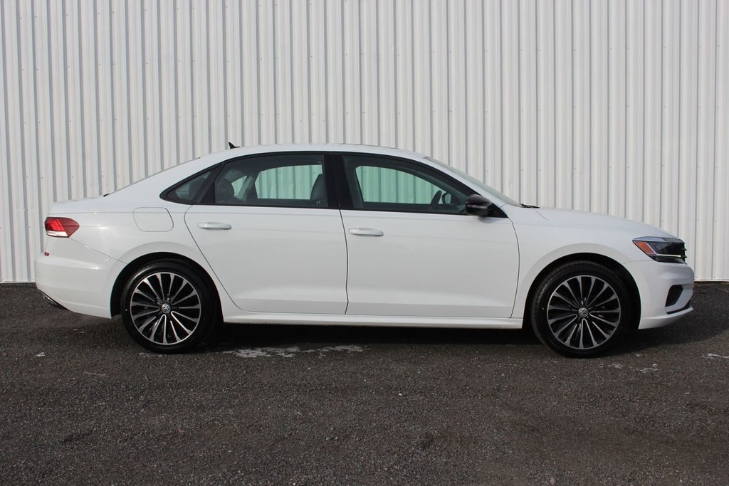 2022  Passat Limited Edition | Leather | Cam | Warranty to 2026 in Saint John, New Brunswick - 5 - w1024h768px