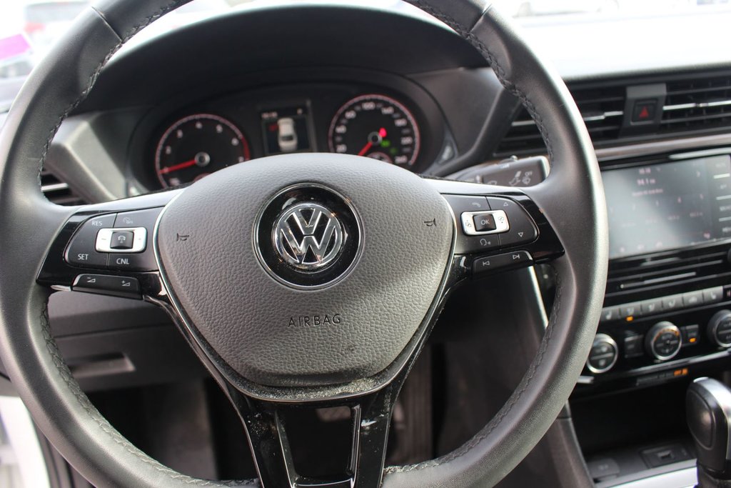 2022 Volkswagen Passat in Antigonish, Nova Scotia - 13 - w1024h768px