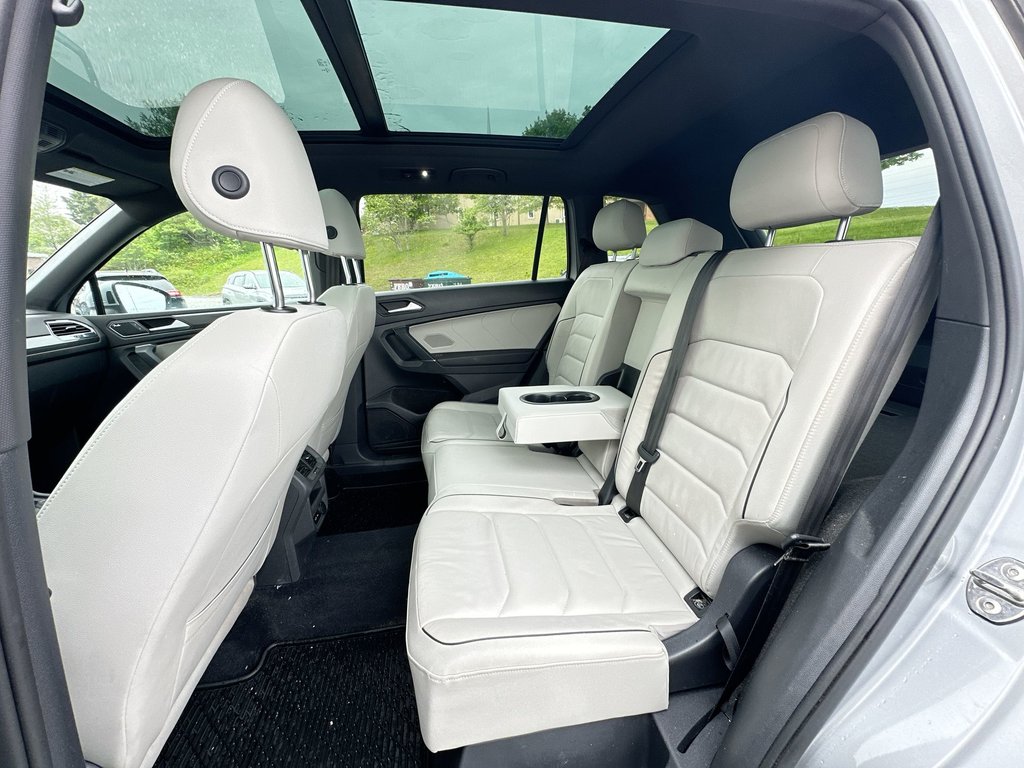 2020 Volkswagen Tiguan Highline | Leather | Keyless | LED | Rain Sensing in Saint John, New Brunswick - 33 - w1024h768px