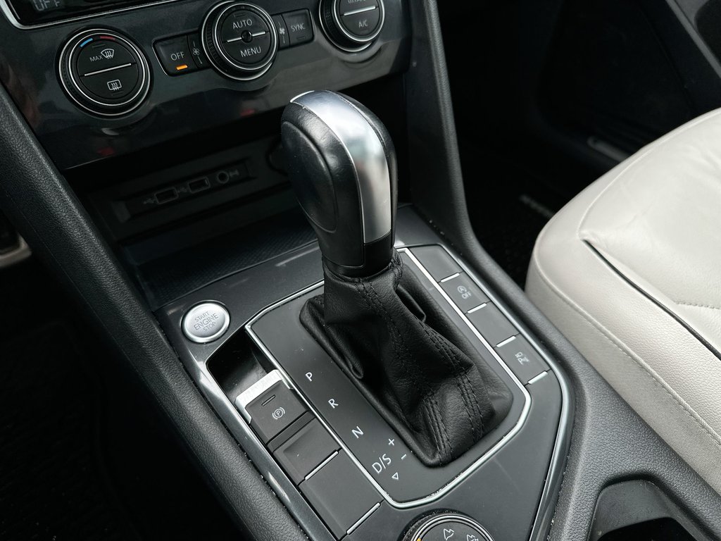 2020 Volkswagen Tiguan Highline | Leather | Keyless | LED | Rain Sensing in Saint John, New Brunswick - 29 - w1024h768px