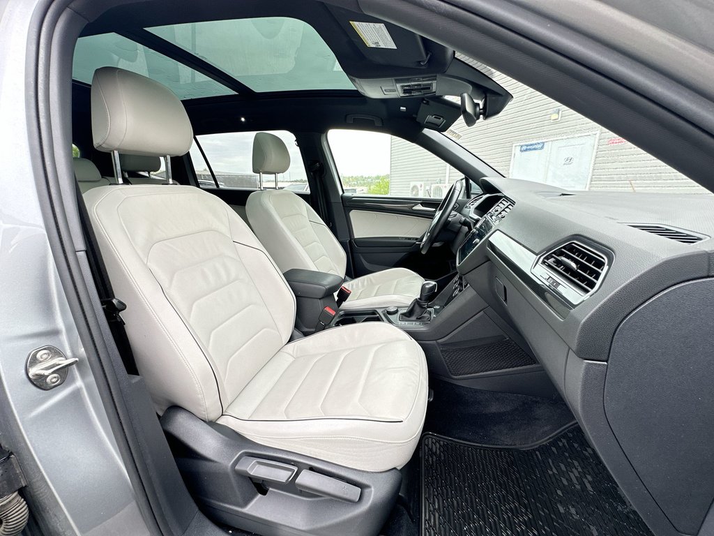 2020 Volkswagen Tiguan Highline | Leather | Keyless | LED | Rain Sensing in Saint John, New Brunswick - 42 - w1024h768px