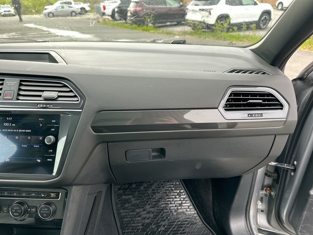 2020 Volkswagen Tiguan Highline | Leather | Keyless | LED | Rain Sensing in Saint John, New Brunswick - 44 - w1024h768px