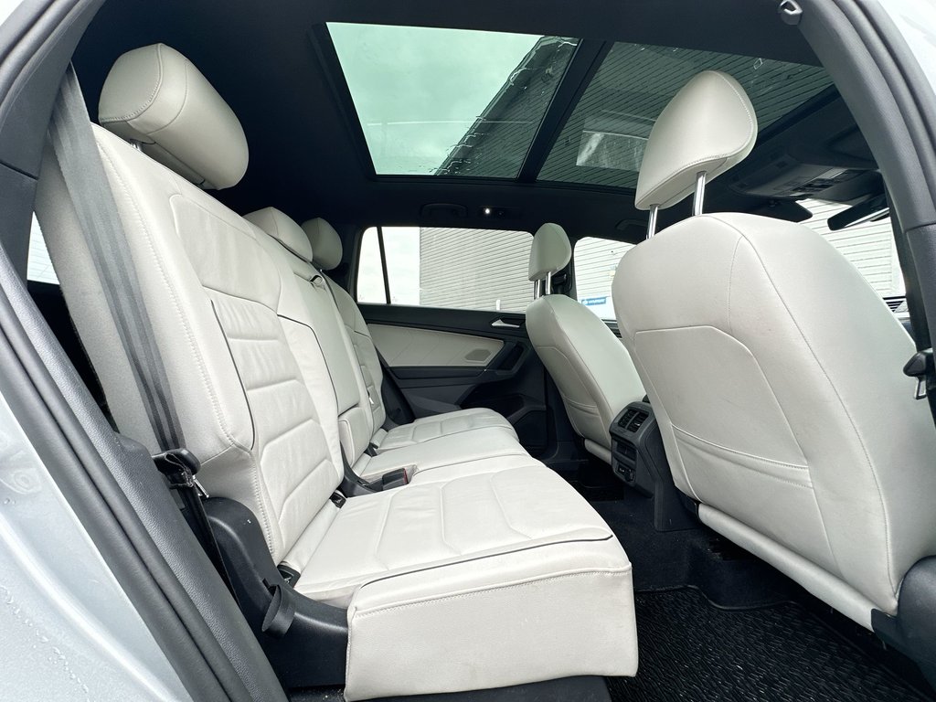 2020 Volkswagen Tiguan Highline | Leather | Keyless | LED | Rain Sensing in Saint John, New Brunswick - 40 - w1024h768px