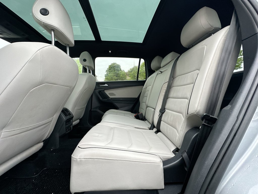 2020 Volkswagen Tiguan Highline | Leather | Keyless | LED | Rain Sensing in Saint John, New Brunswick - 34 - w1024h768px