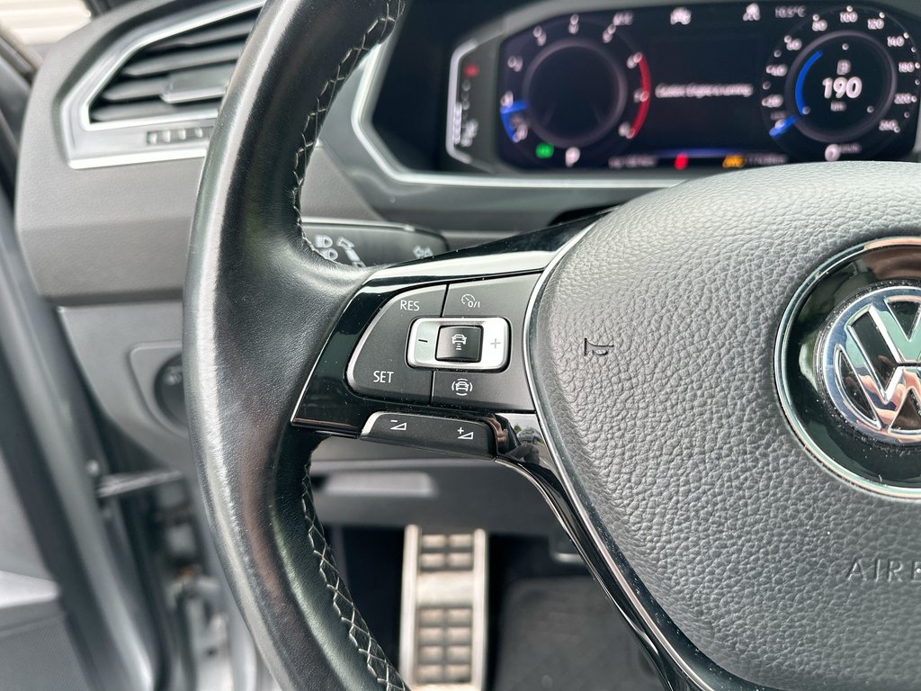 2020 Volkswagen Tiguan Highline | Leather | Keyless | LED | Rain Sensing in Saint John, New Brunswick - 20 - w1024h768px