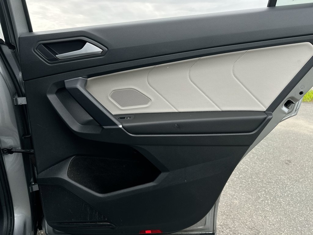 2020 Volkswagen Tiguan Highline | Leather | Keyless | LED | Rain Sensing in Saint John, New Brunswick - 41 - w1024h768px