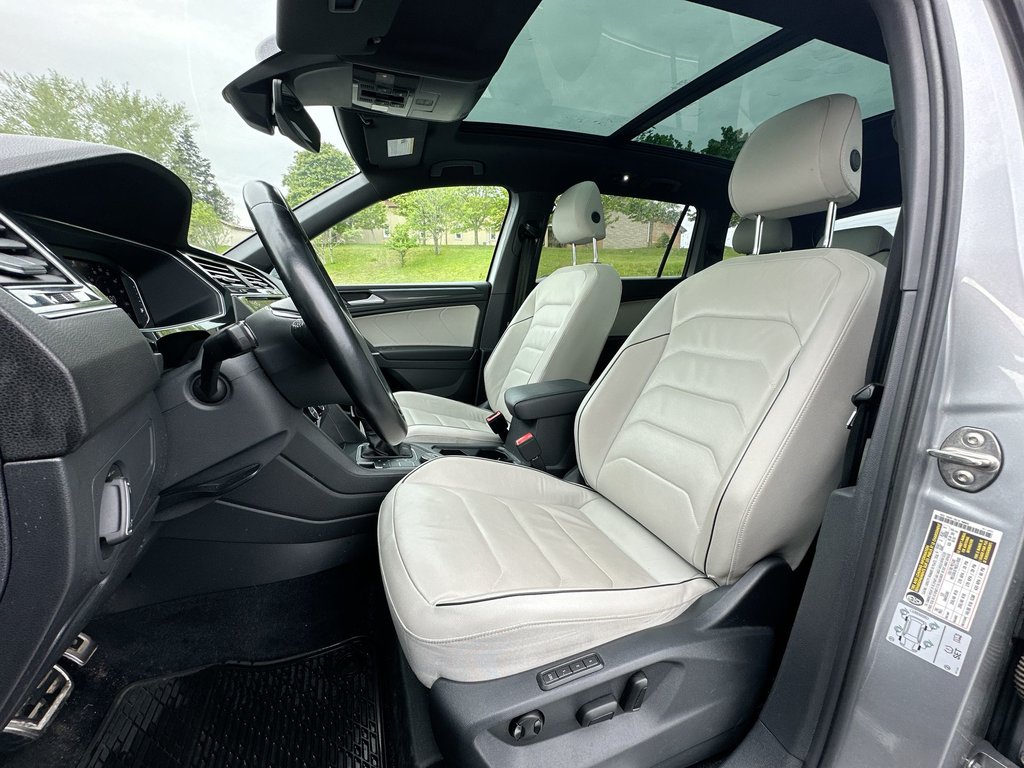 2020 Volkswagen Tiguan Highline | Leather | Keyless | LED | Rain Sensing in Saint John, New Brunswick - 11 - w1024h768px