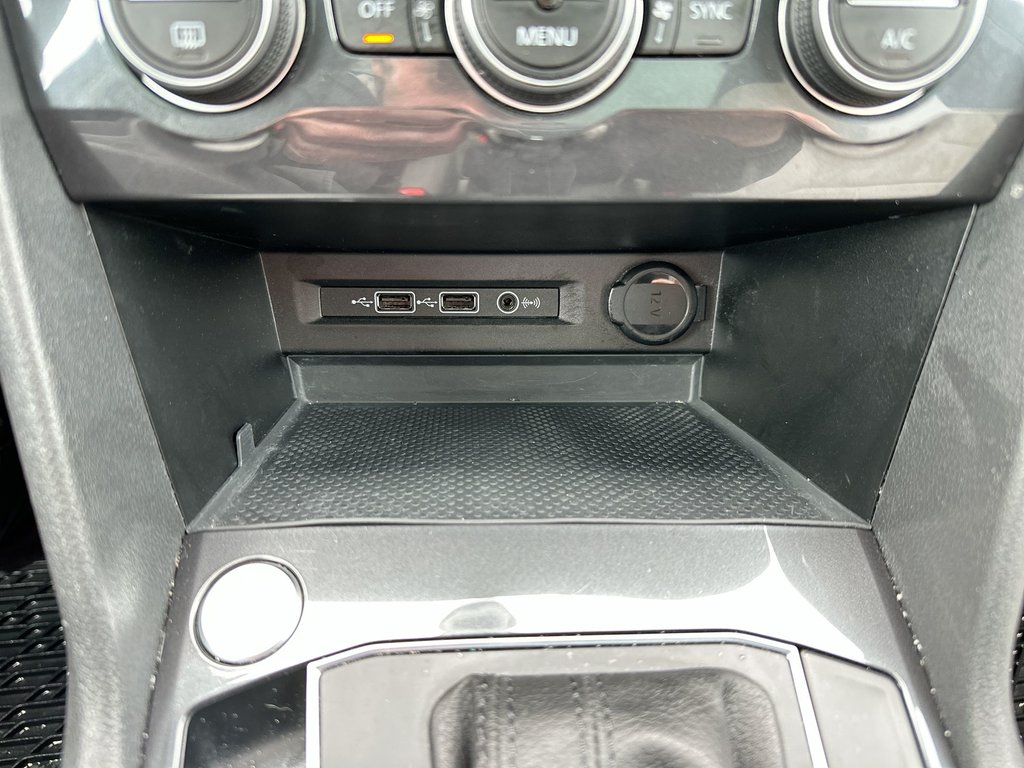 2020 Volkswagen Tiguan Highline | Leather | Keyless | LED | Rain Sensing in Saint John, New Brunswick - 45 - w1024h768px