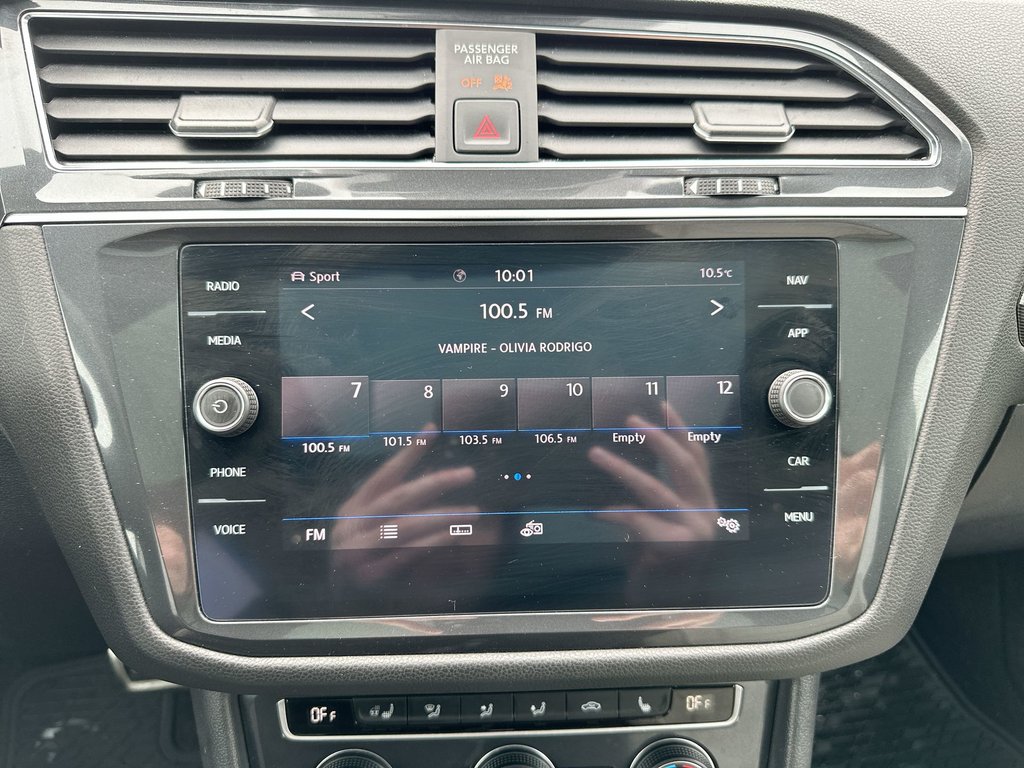 2020 Volkswagen Tiguan Highline | Leather | Keyless | LED | Rain Sensing in Saint John, New Brunswick - 25 - w1024h768px