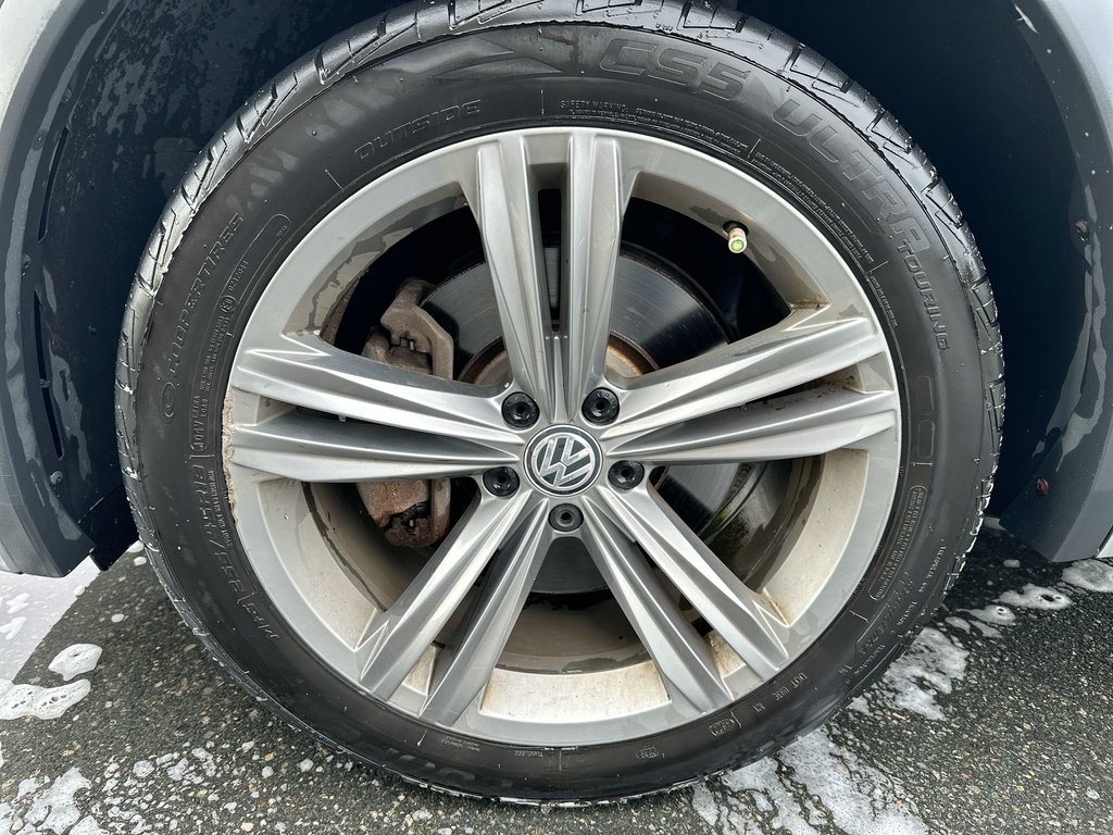 2020 Volkswagen Tiguan Highline | Leather | Keyless | LED | Rain Sensing in Saint John, New Brunswick - 10 - w1024h768px