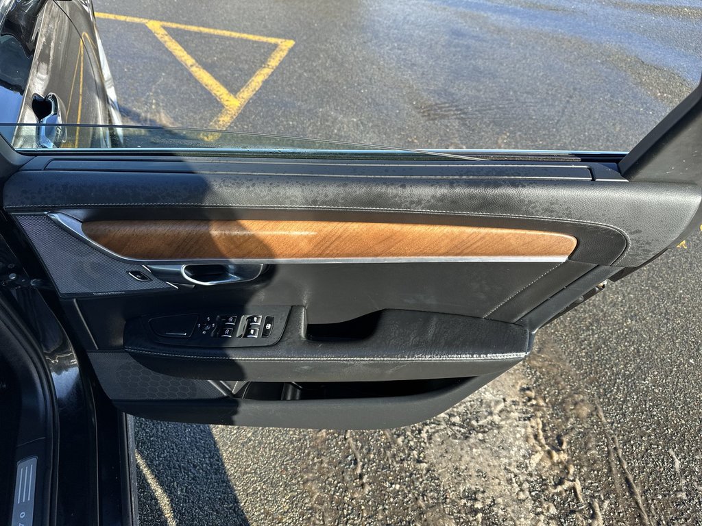2019 Volvo S90 T6 Inscription | Roof | Cam | HtdSeats | Bluetooth in Saint John, New Brunswick - 41 - w1024h768px