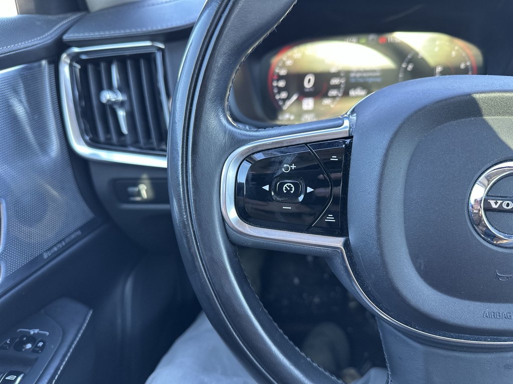 2019 Volvo S90 T6 Inscription | Roof | Cam | HtdSeats | Bluetooth in Saint John, New Brunswick - 20 - w1024h768px