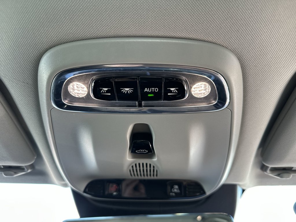 2019 Volvo S90 T6 Inscription | Roof | Cam | HtdSeats | Bluetooth in Saint John, New Brunswick - 48 - w1024h768px