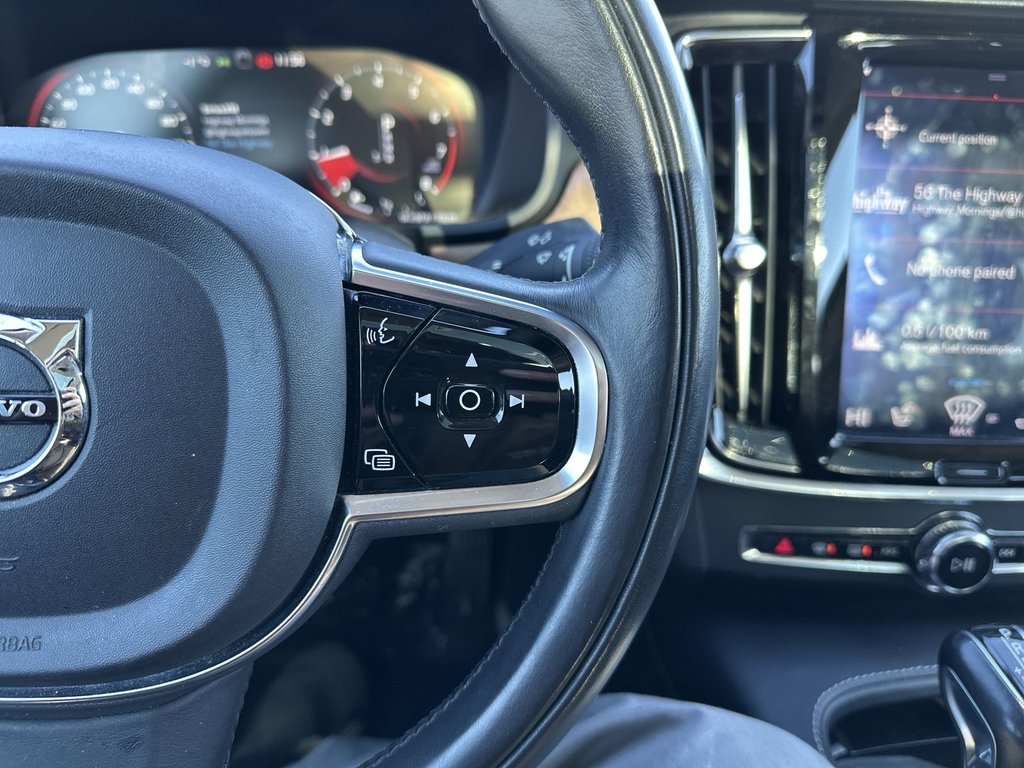 2019 Volvo S90 T6 Inscription | Roof | Cam | HtdSeats | Bluetooth in Saint John, New Brunswick - 21 - w1024h768px