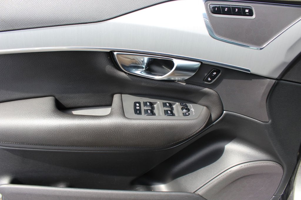 2020 Volvo XC90 in Antigonish, Nova Scotia - 14 - w1024h768px