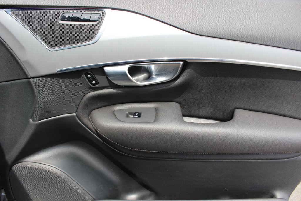 2020 Volvo XC90 in Antigonish, Nova Scotia - 47 - w1024h768px