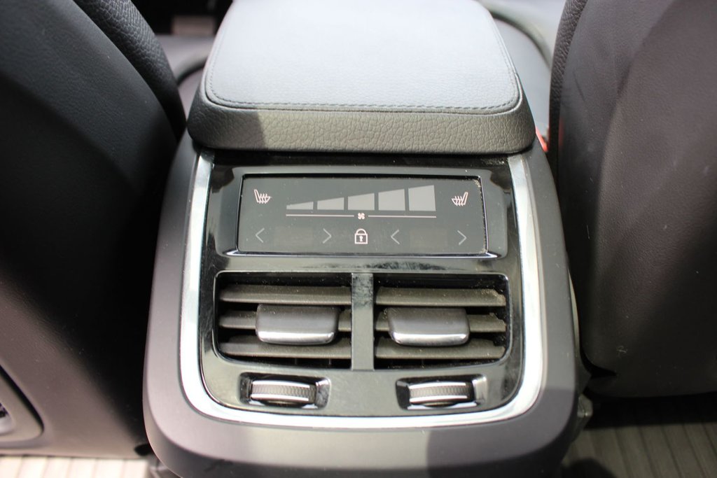 2020 Volvo XC90 in Antigonish, Nova Scotia - 31 - w1024h768px
