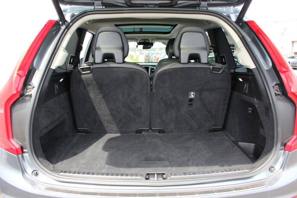 2020 Volvo XC90 in Antigonish, Nova Scotia - 34 - w1024h768px