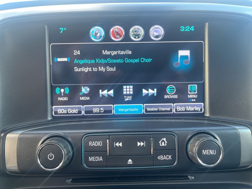 2017 Chevrolet Silverado 1500 LTZ w/ 2LZ | Leather | Roof | Cam | USB in Saint John, New Brunswick - 25 - w1024h768px