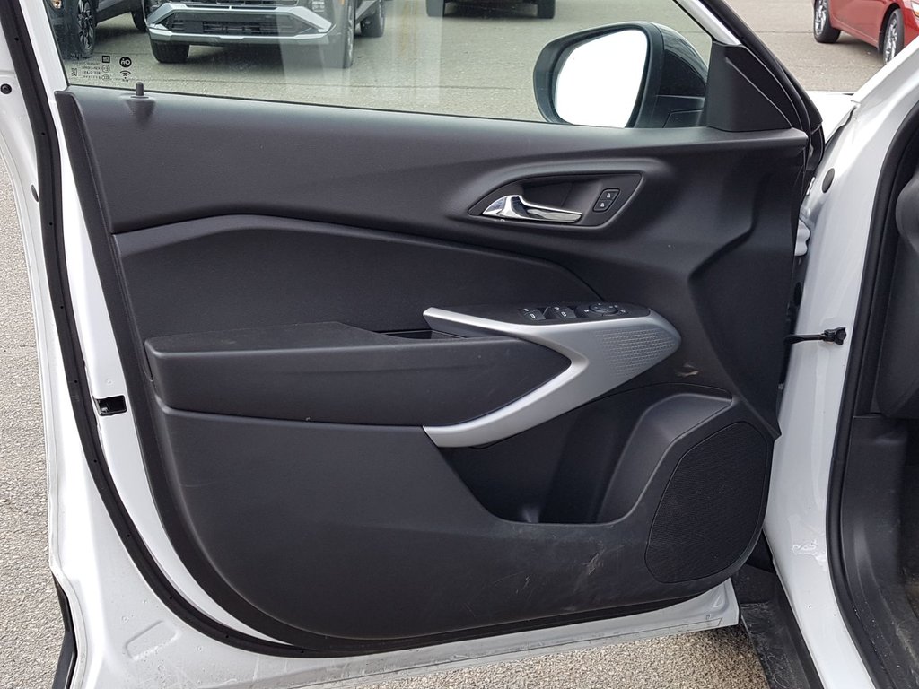 Chevrolet Trax 1RS | Cam | USB | HtdWheel | Bluetooth | XM 2025 à Saint John, Nouveau-Brunswick - 35 - w1024h768px